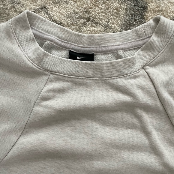 Nike Cropped Sweatshirt - Size S - Picture 6 of 6